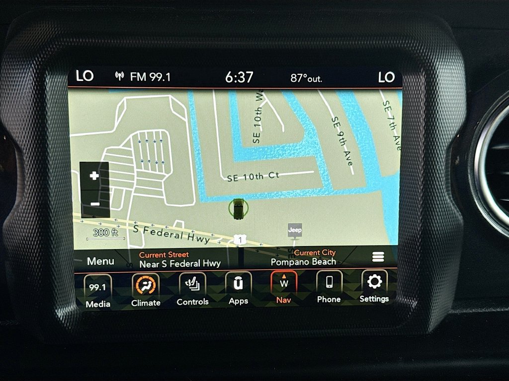 Certified 2022 Jeep Wrangler Unlimited Sahara AWD/4WD image 14
