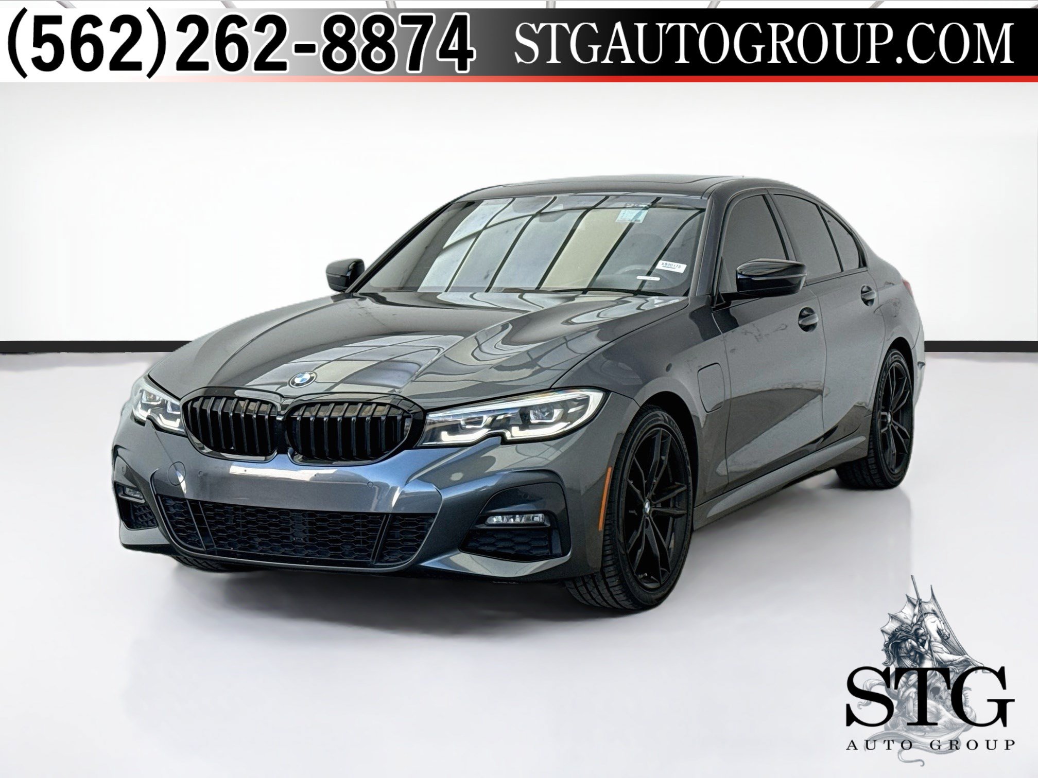 Used 2021 BMW 330e w/ M Sport Package RWD image 1