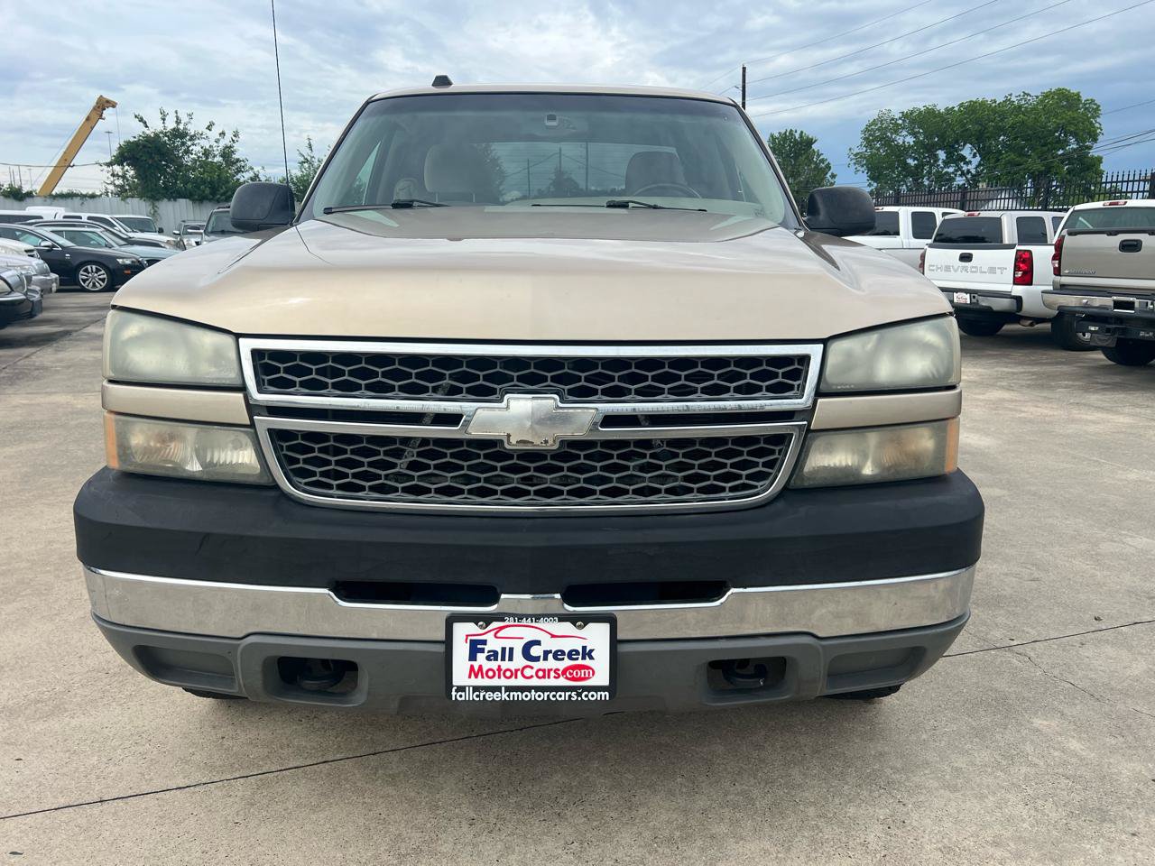 Used 2005 Chevrolet Silverado 2500 LS AWD/4WD image 9