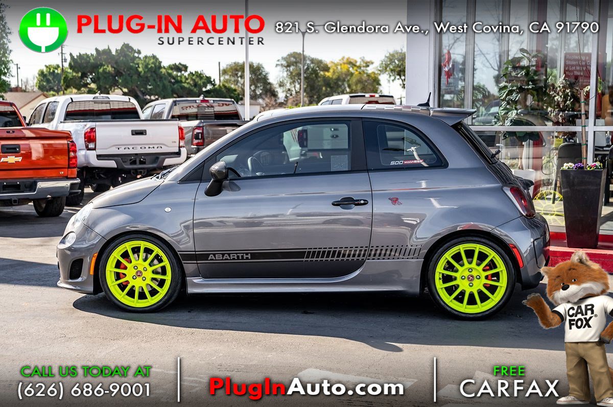 Used 2013 FIAT 500 Abarth w/ Beats Audio Pkg FWD image 5