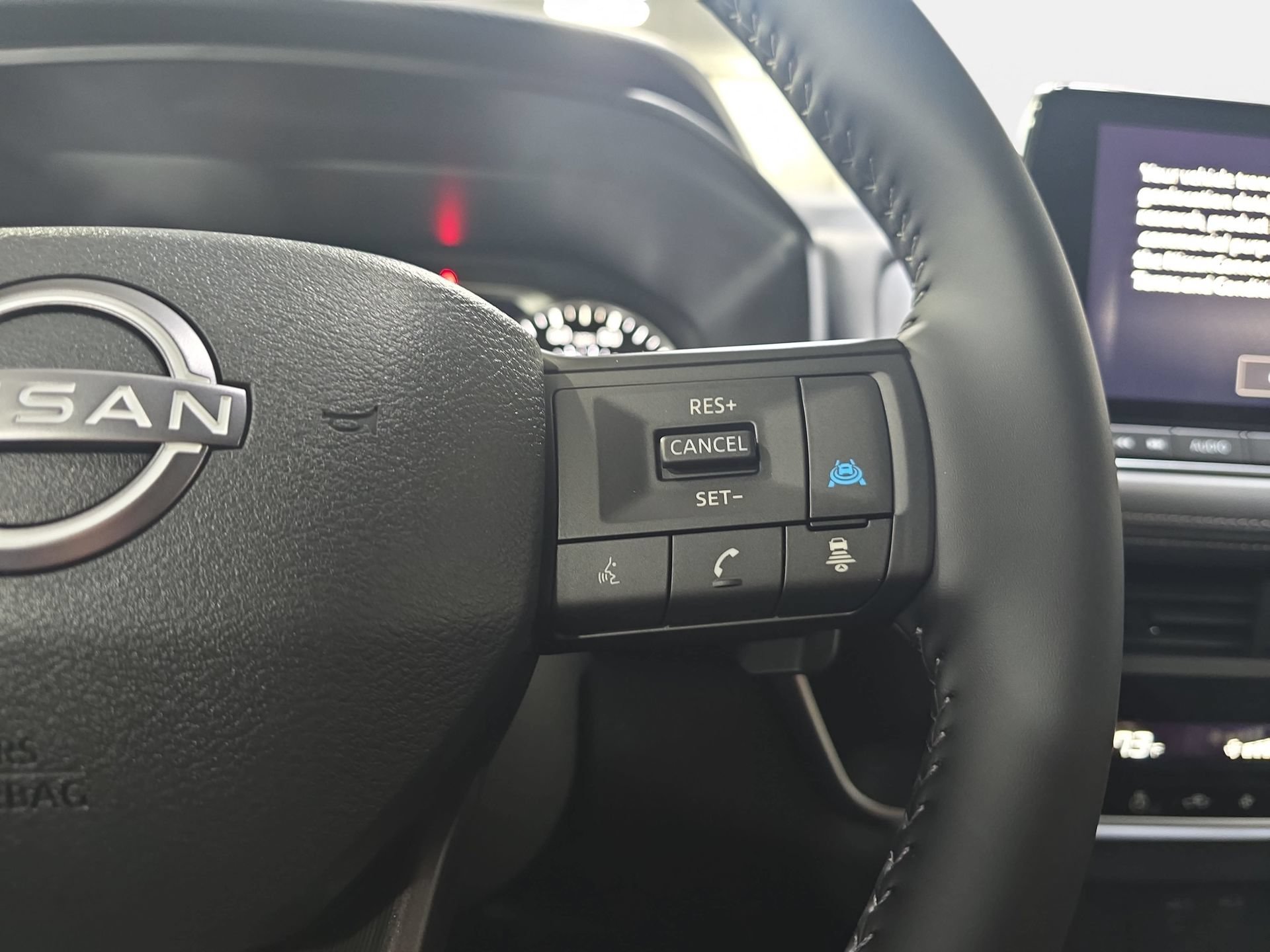 New 2026 Nissan Rogue SV w/ Cold Weather Package FWD image 18