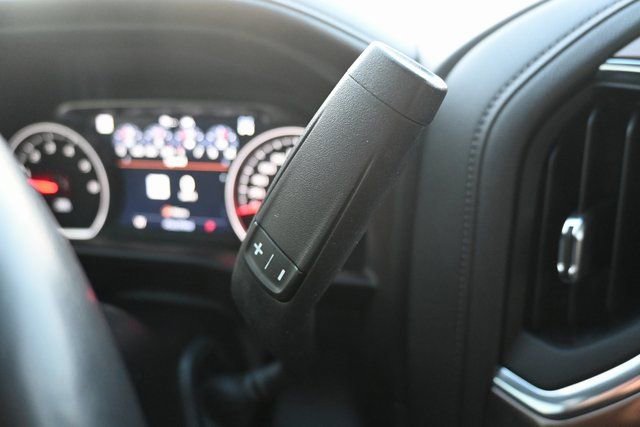 Used 2022 Chevrolet Silverado 1500 High Country w/ Technology Package image 36