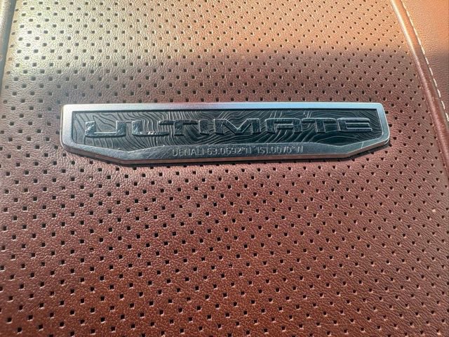 Used 2024 GMC Sierra 2500 Denali Ultimate image 18