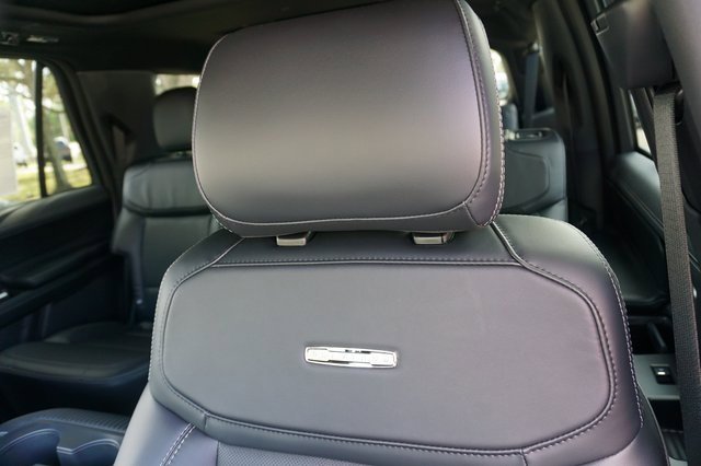 New 2025 Ford Expedition Max Platinum w/ Stealth Performance Package image 30
