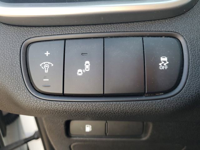 Used 2019 Kia Sorento LX image 19