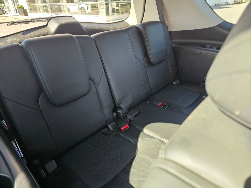 Used 2018 INFINITI QX80 4WD w/ Driver Assistance Package image 17