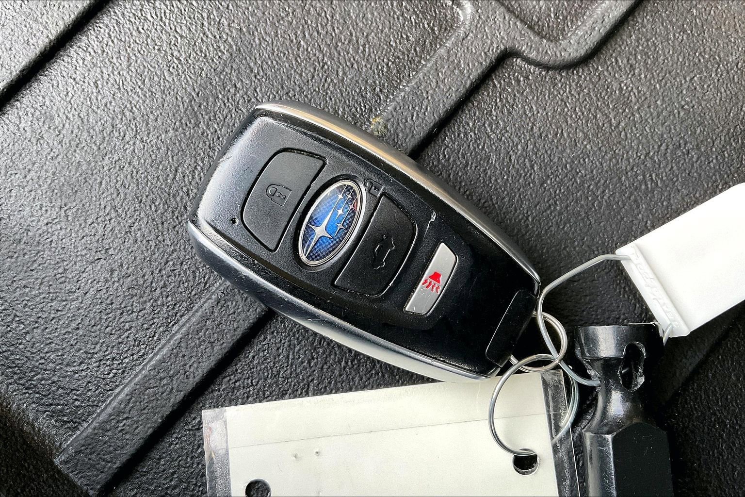 Used 2019 Subaru Crosstrek 2.0i Limited w/ Moonroof Package image 9