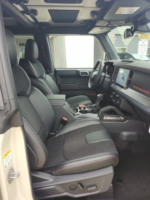New 2025 Ford Bronco Raptor w/ Interior Carbon Fiber Pack AWD/4WD image 18