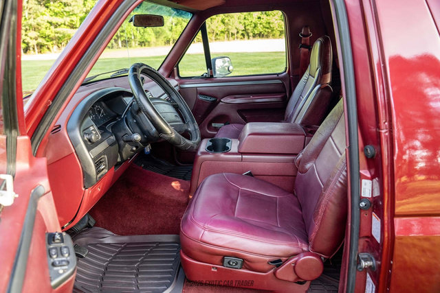 Used 1995 Ford Bronco XLT AWD/4WD image 33