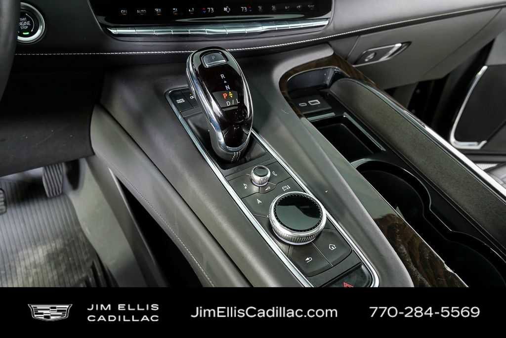 Used 2023 Cadillac Escalade Premium Luxury Platinum w/ Heavy-Duty Trailer Package image 17