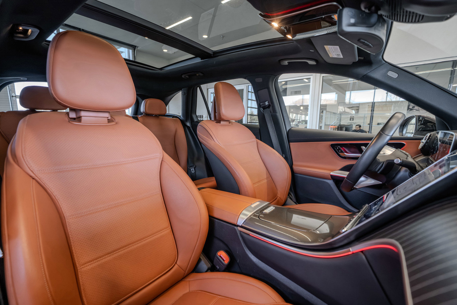 Used 2023 Mercedes-Benz GLC 300 image 28