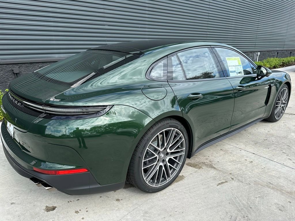 Used 2025 Porsche Panamera 4 image 9