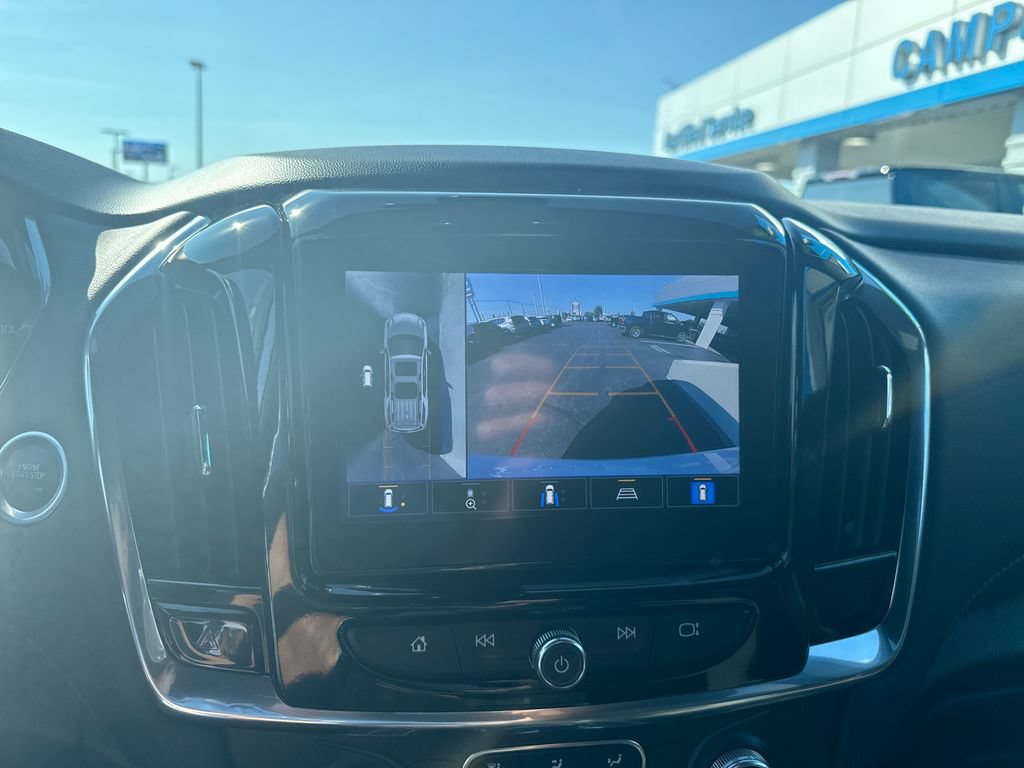Used 2023 Chevrolet Traverse LT FWD image 33