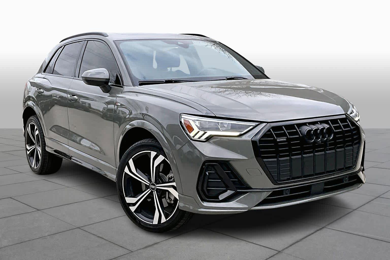 Used 2023 Audi Q3 2.0T Premium Plus w/ Premium Plus Package image 3