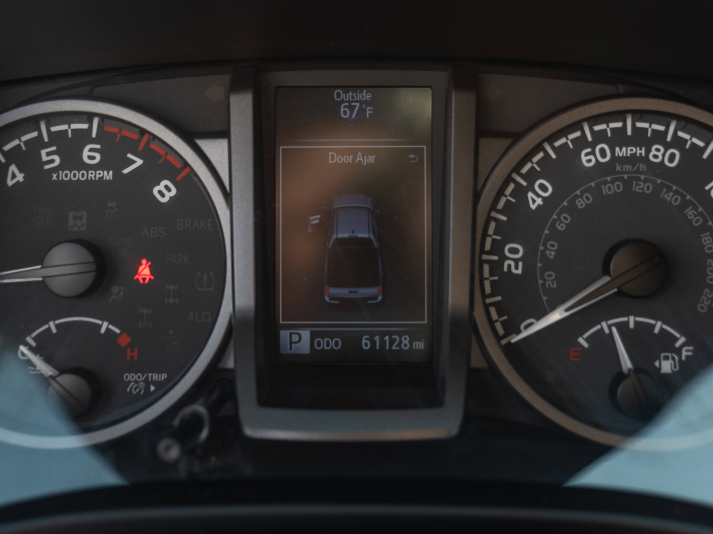 Used 2020 Toyota Tacoma TRD Sport w/ Technology Package image 3