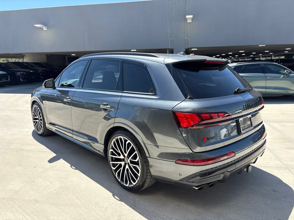 Used 2025 Audi SQ7 Prestige AWD/4WD image 8