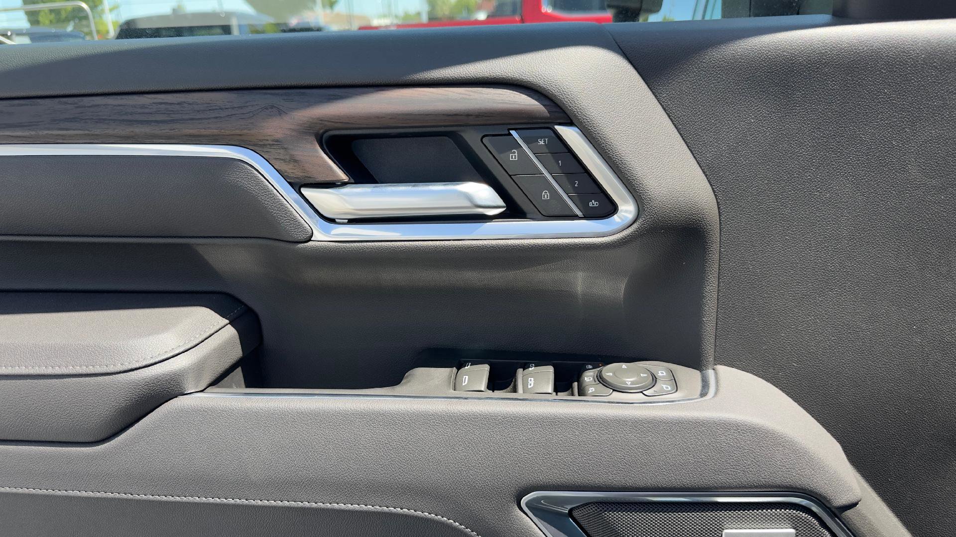 New 2025 GMC Sierra 3500 SLT w/ SLT Premium Package image 19