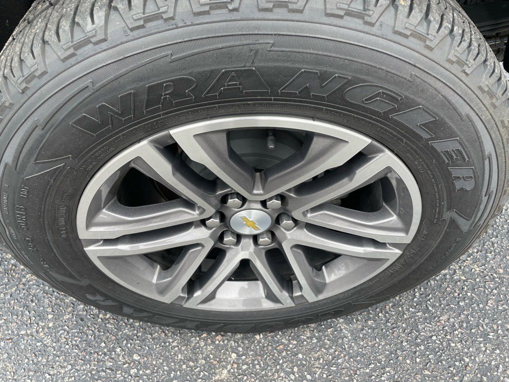 Used 2021 Chevrolet Colorado W/T w/ Custom Special Edition image 22