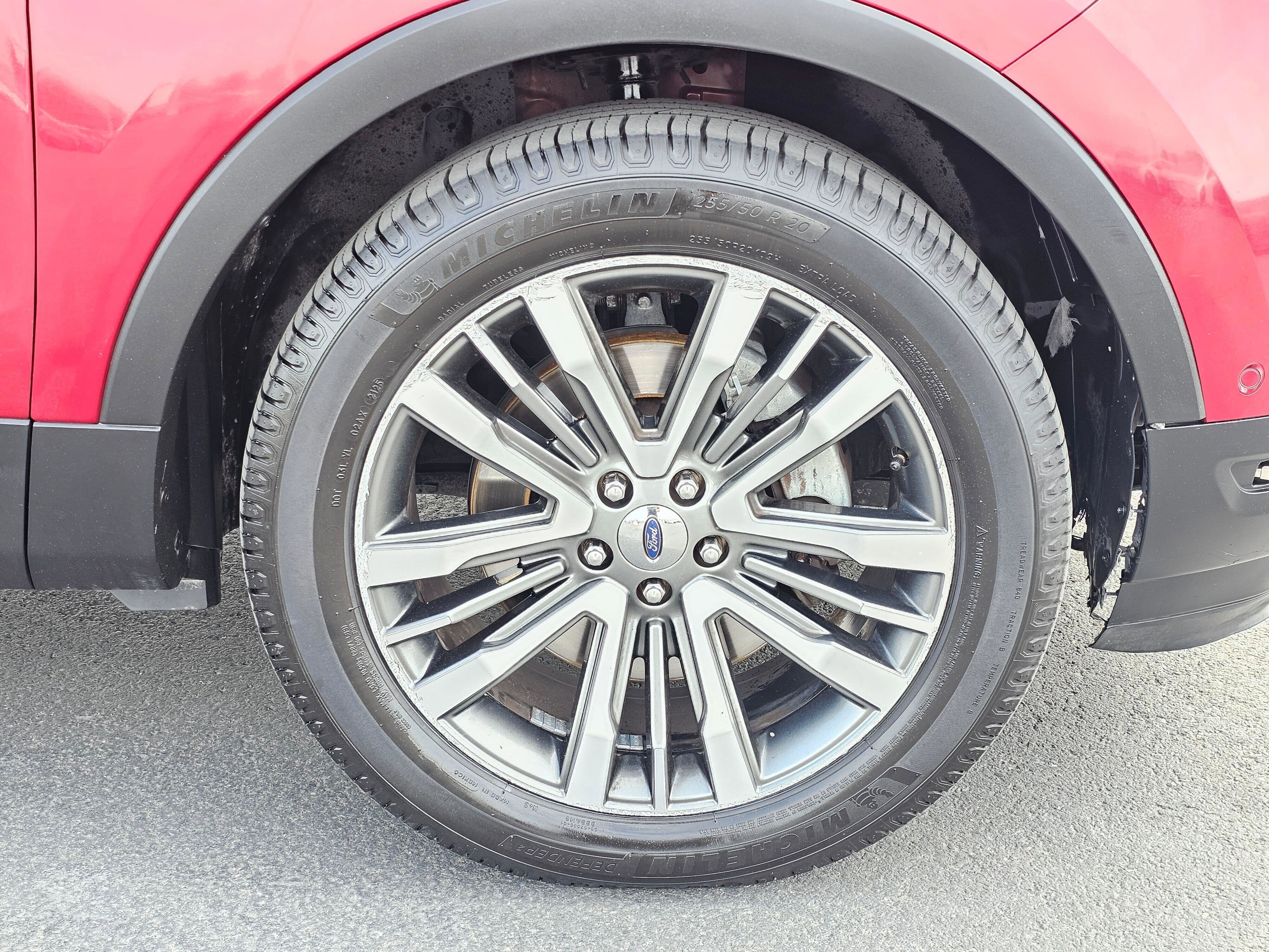 Used 2018 Ford Explorer Platinum AWD/4WD image 10