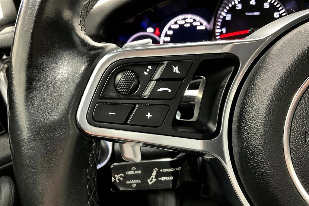 Used 2018 Porsche Panamera 4S image 24