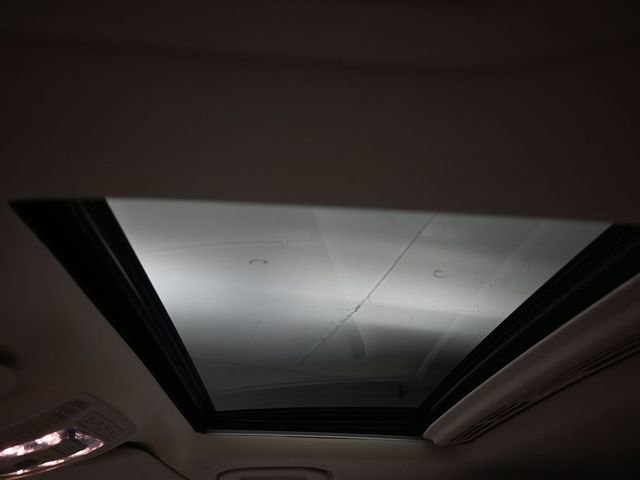 Used 2023 Mercedes-Benz GLE 350 4MATIC w/ Premium Package image 19