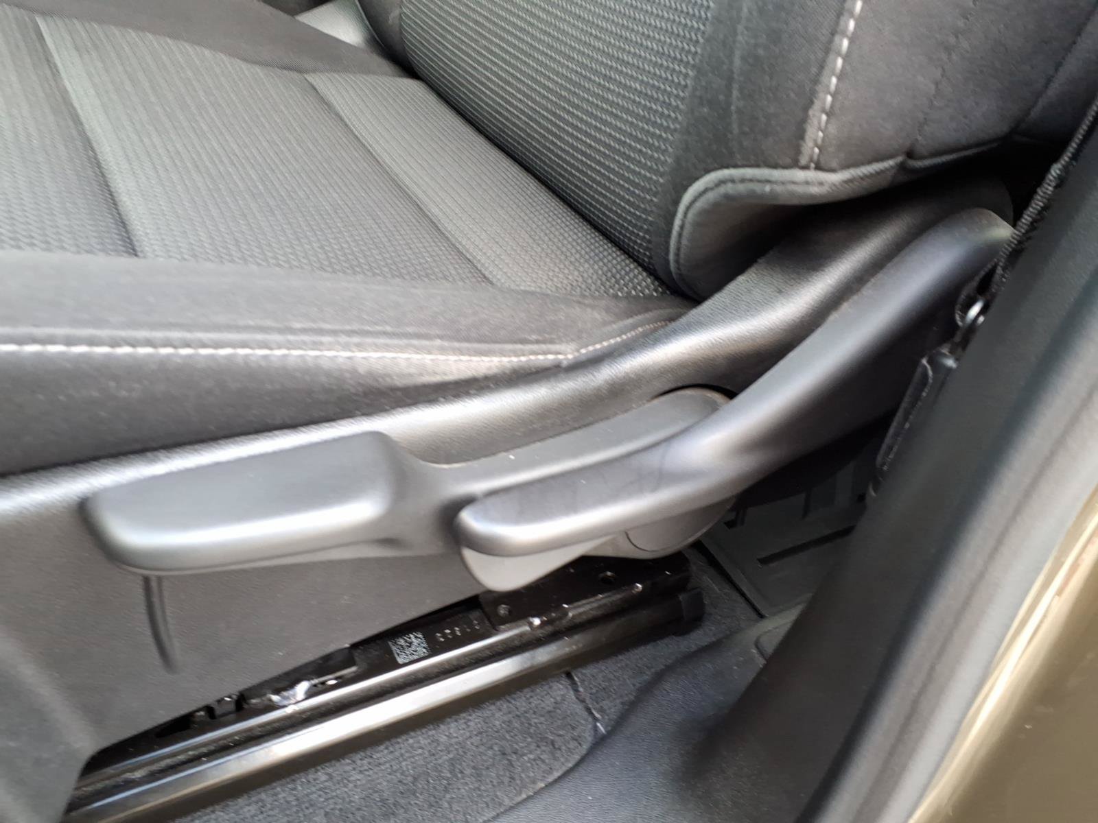 Used 2024 Chevrolet Colorado LT AWD/4WD image 13