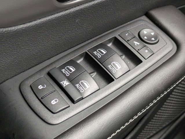 New 2027 Chrysler Pacifica Limited FWD image 26