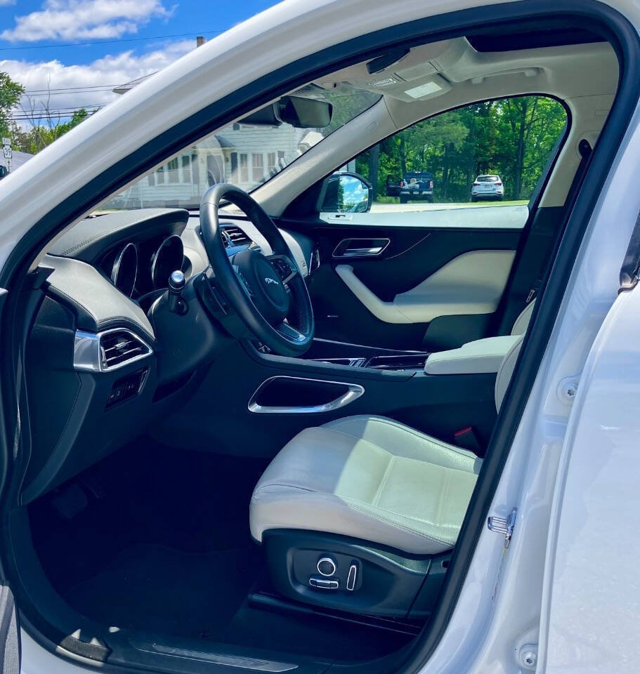 Used 2020 Jaguar F-PACE Prestige AWD/4WD image 8