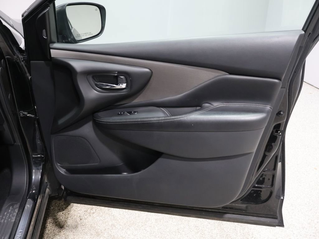 Used 2023 Nissan Murano SV image 23