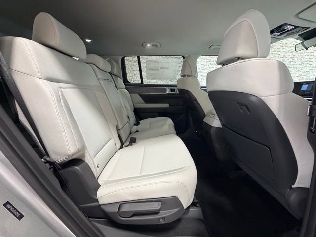 New 2026 Hyundai Santa Fe SE FWD image 10