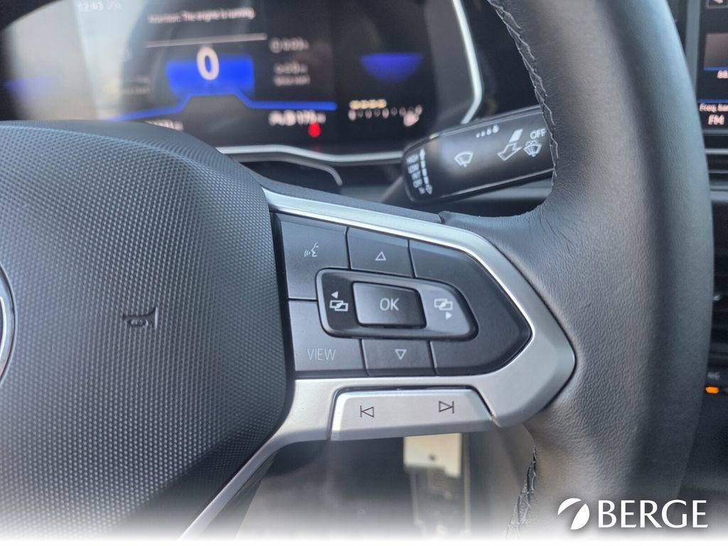 Used 2024 Volkswagen Jetta Sport image 25