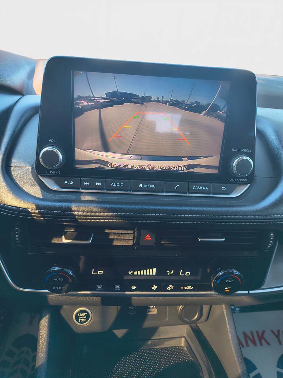 Used 2022 Nissan Rogue SV image 11