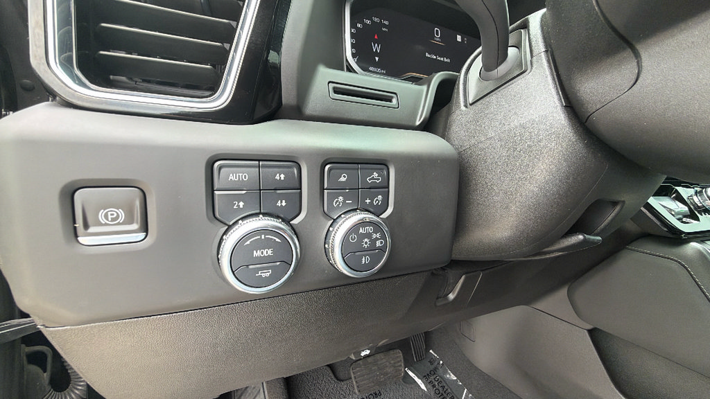 Used 2024 GMC Sierra 2500 Denali AWD/4WD image 20