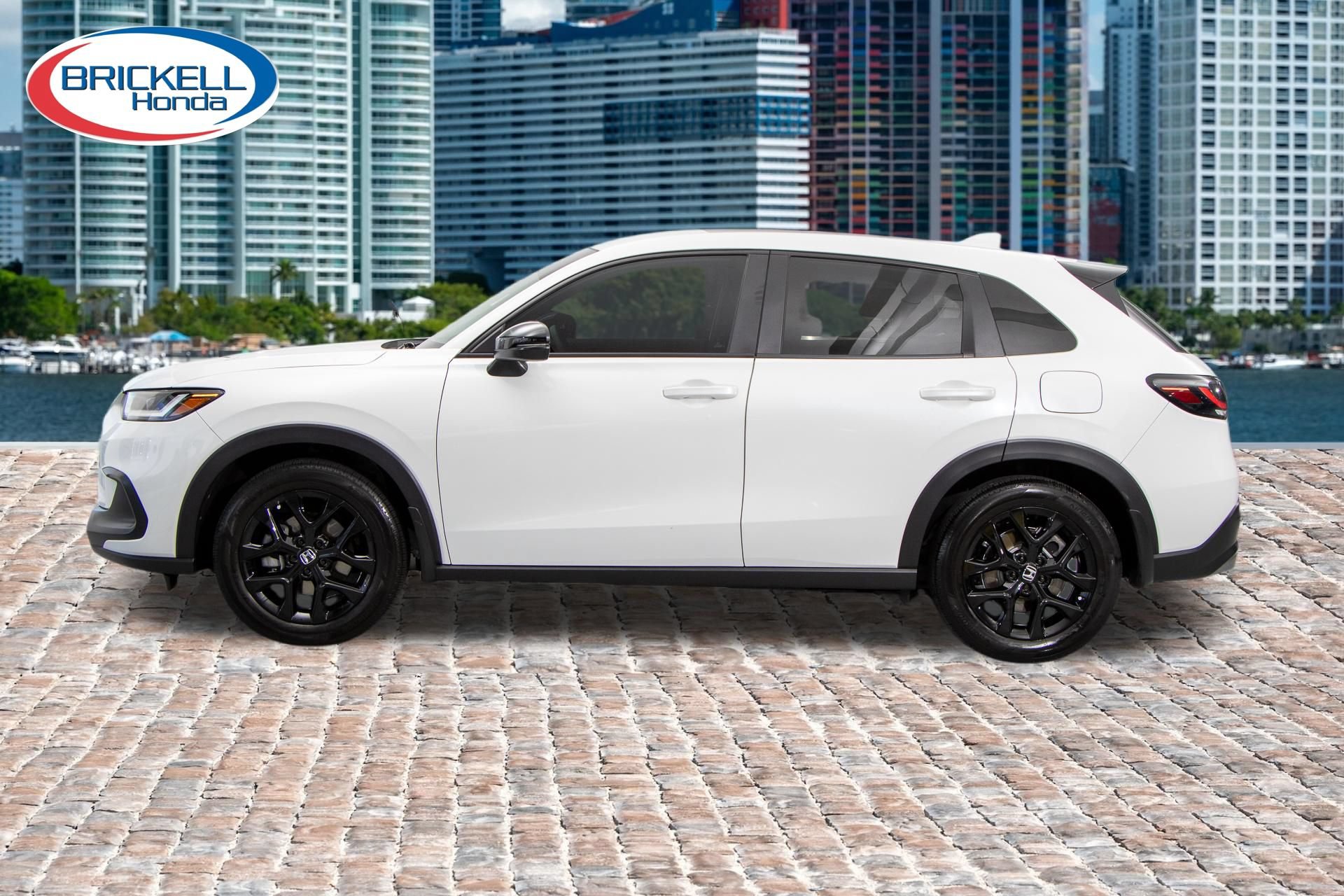 Certified 2025 Honda HR-V Sport image 4