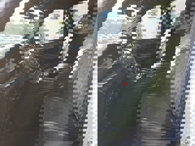 Used 2023 Jeep Grand Cherokee L Laredo image 18