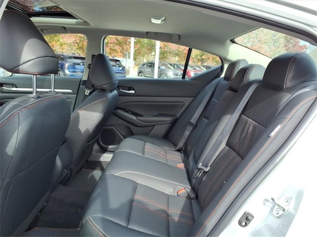 New 2025 Nissan Altima 2.5 SR image 8