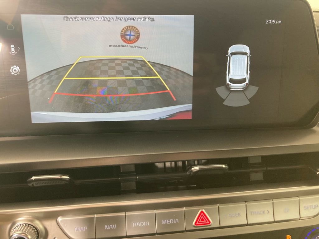 Used 2023 Kia Telluride S image 4