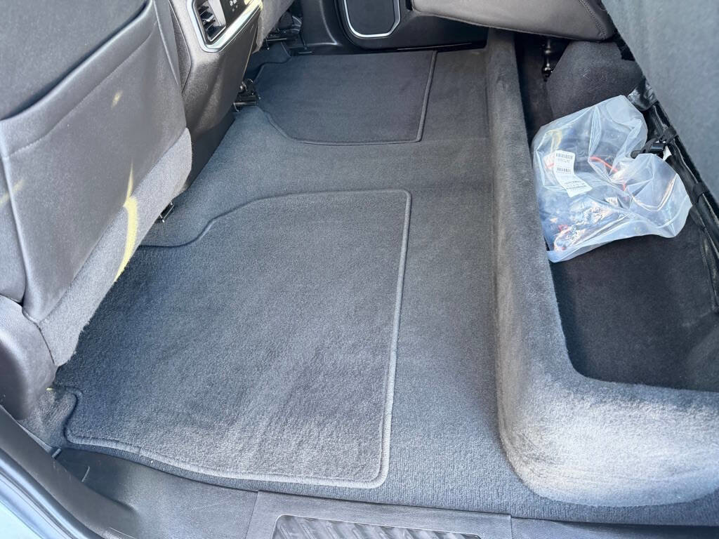 Used 2024 GMC Sierra 3500 SLT w/ SLT Premium Package image 46