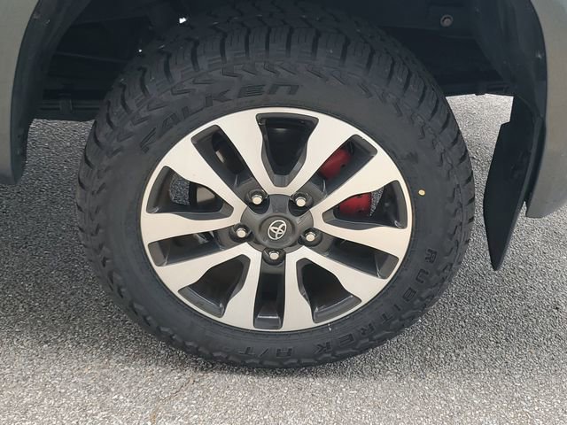 Used 2017 Toyota Tundra SR5 w/ SR5 Upgrade Package AWD/4WD image 34
