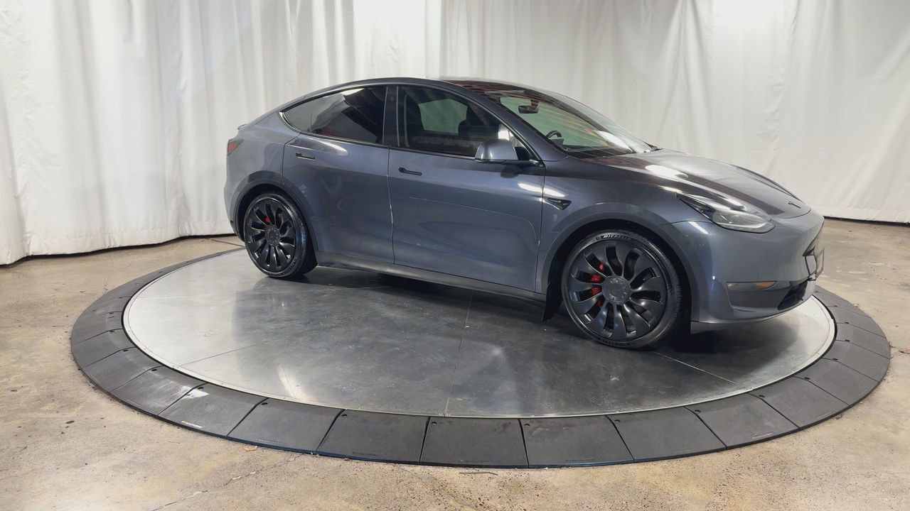 Used 2022 Tesla Model Y Performance image 3