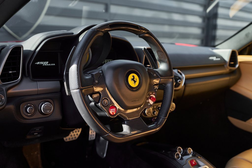 Used 2013 Ferrari 458 Italia Coupe image 40