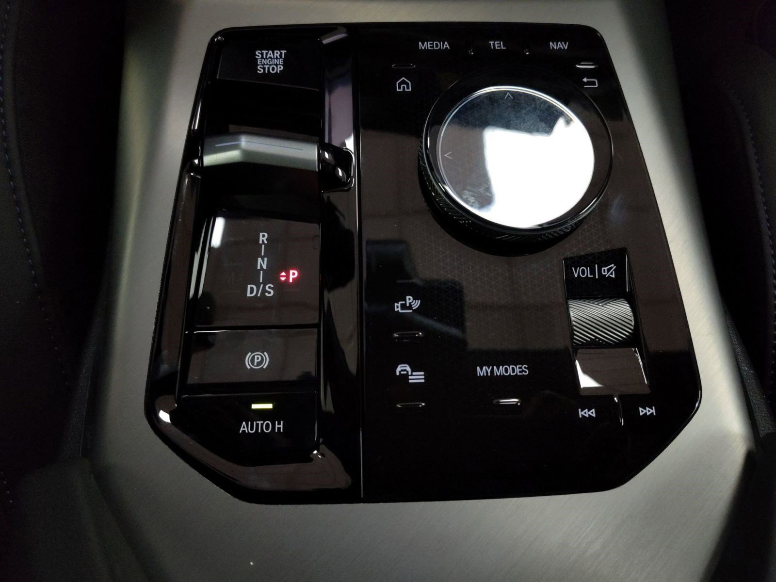 New 2026 BMW X3 xDrive30 w/ Premium Package image 16