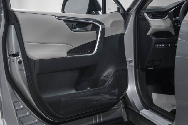 New 2025 Toyota RAV4 XLE image 36