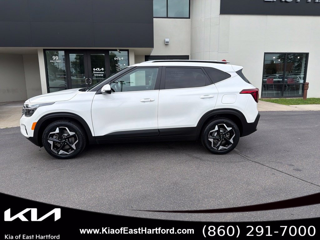 Certified 2024 Kia Seltos EX AWD/4WD image 2