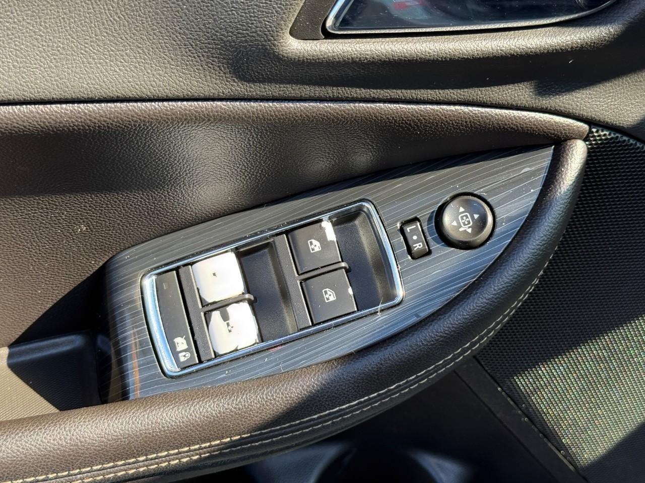 Used 2019 Chevrolet Impala Premier FWD image 16