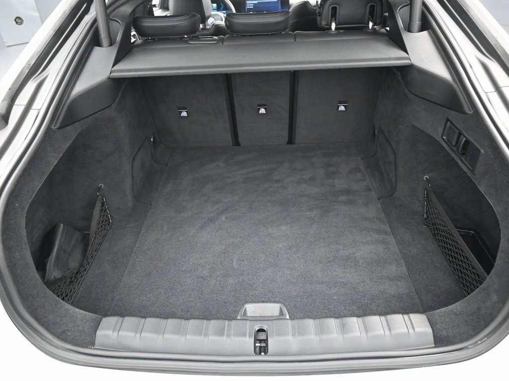 Used 2022 BMW i4 eDrive40 w/ Premium Package image 32