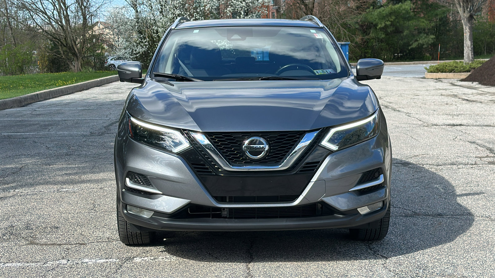 Certified 2022 Nissan Rogue Sport SL w/ Premium Package image 3