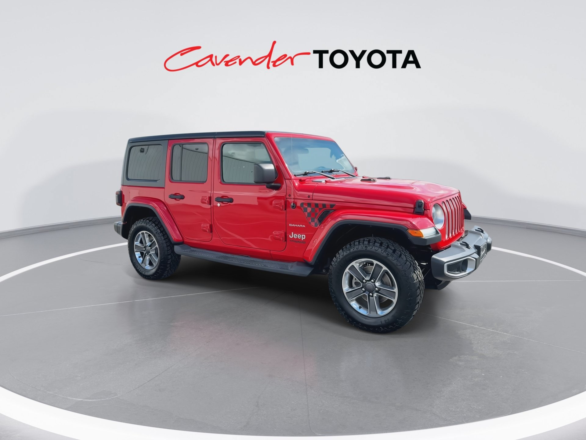 Used 2018 Jeep Wrangler Unlimited Sahara w/ LED Lighting Group AWD/4WD image 2