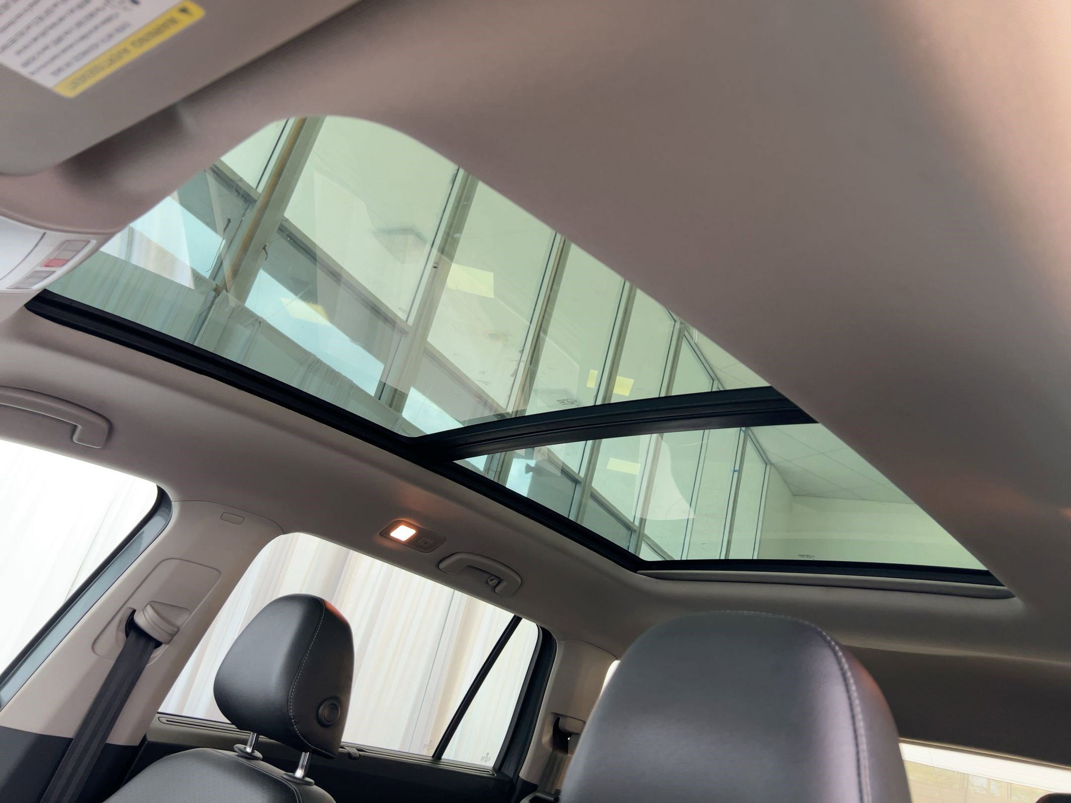 Used 2019 Volkswagen Atlas SEL image 16