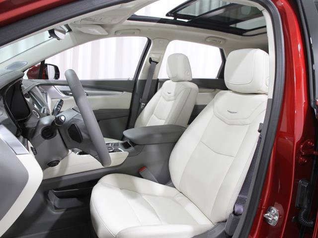 New 2025 Cadillac XT5 Premium Luxury w/ Technology Package image 7